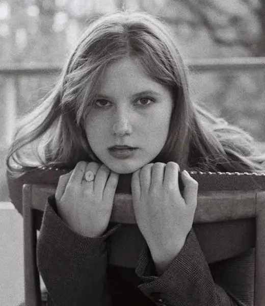 Alina Paramuzova